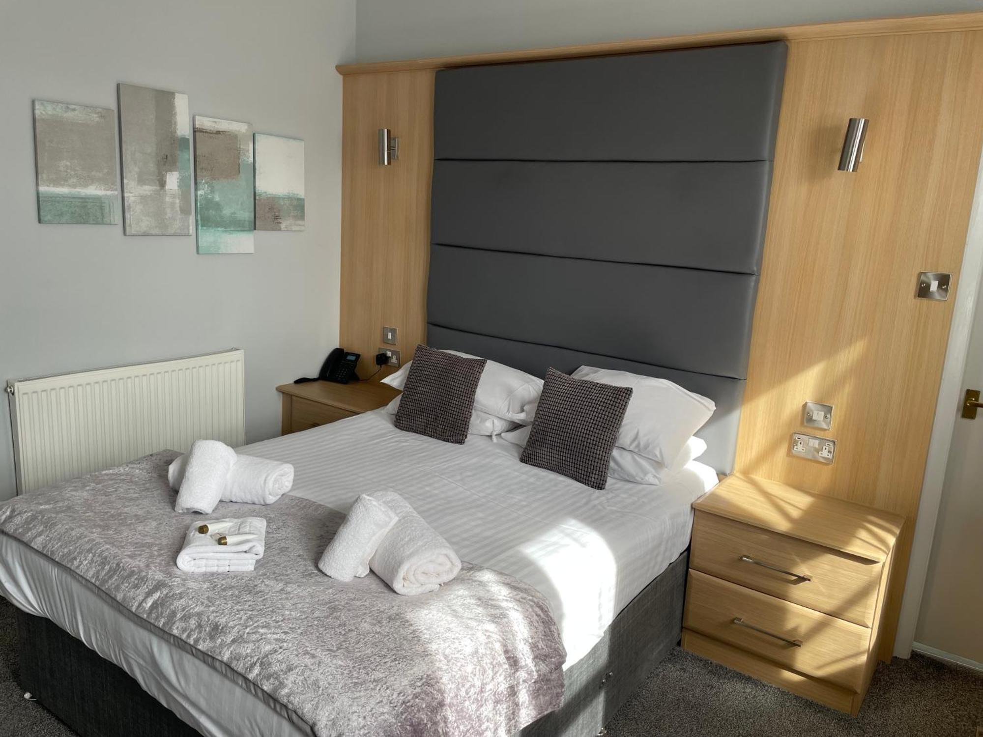 The Wildings Hotel & Tudno'S Restaurant Llandudno Eksteriør billede