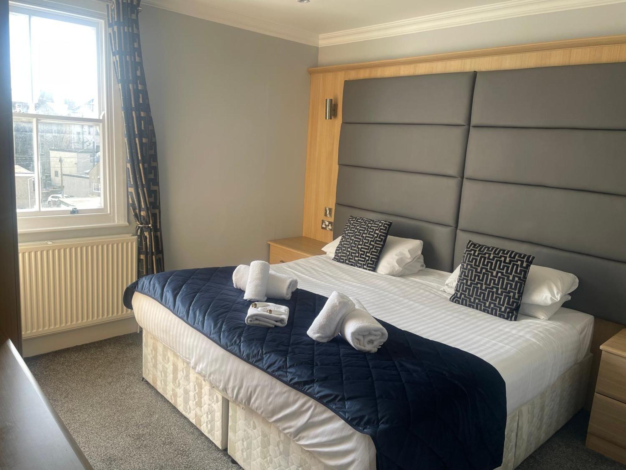 The Wildings Hotel & Tudno'S Restaurant Llandudno Eksteriør billede