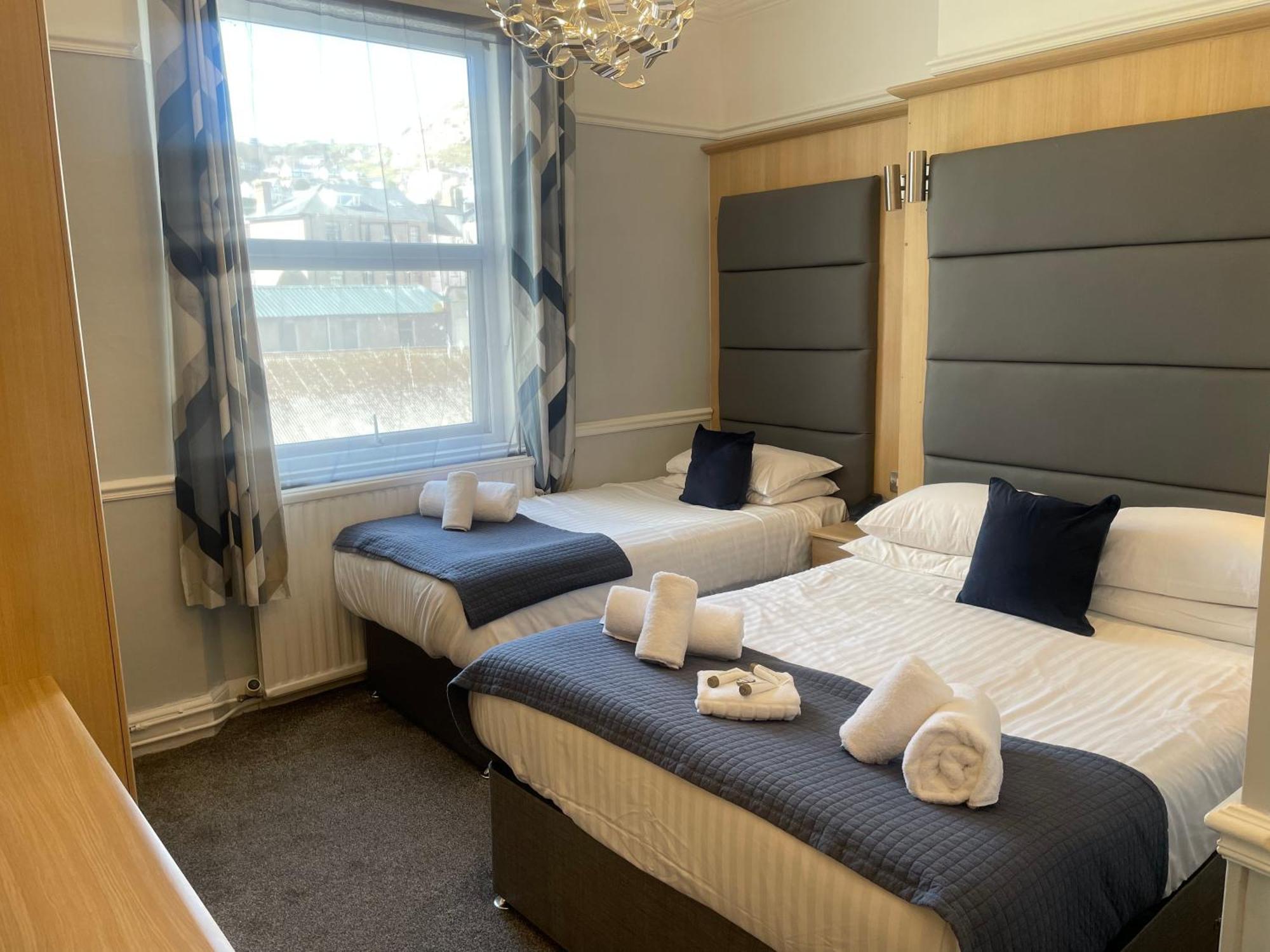 The Wildings Hotel & Tudno'S Restaurant Llandudno Eksteriør billede